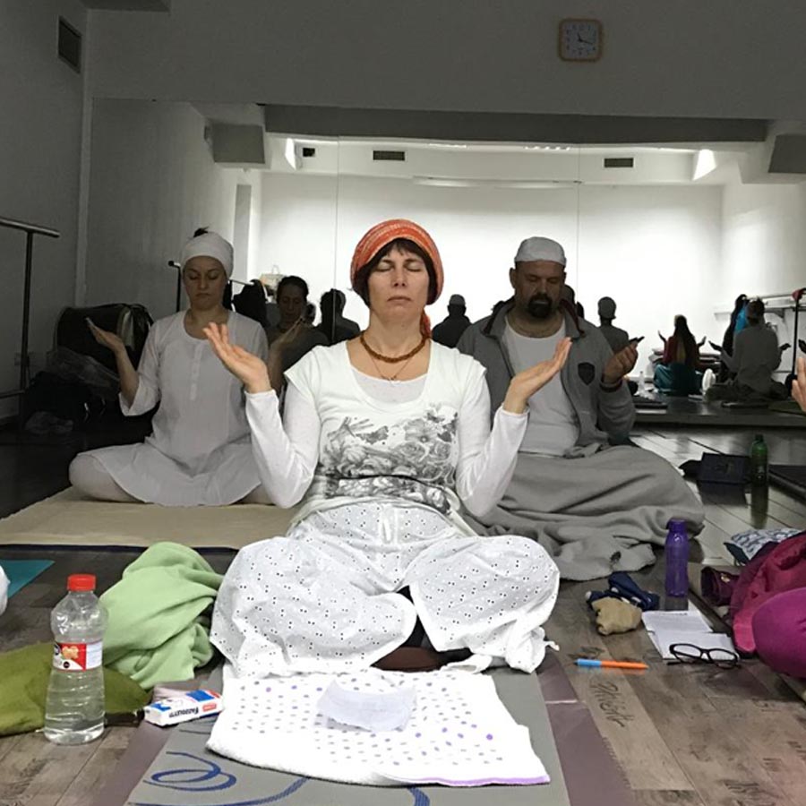 Mantra-for-Throat-Chakra