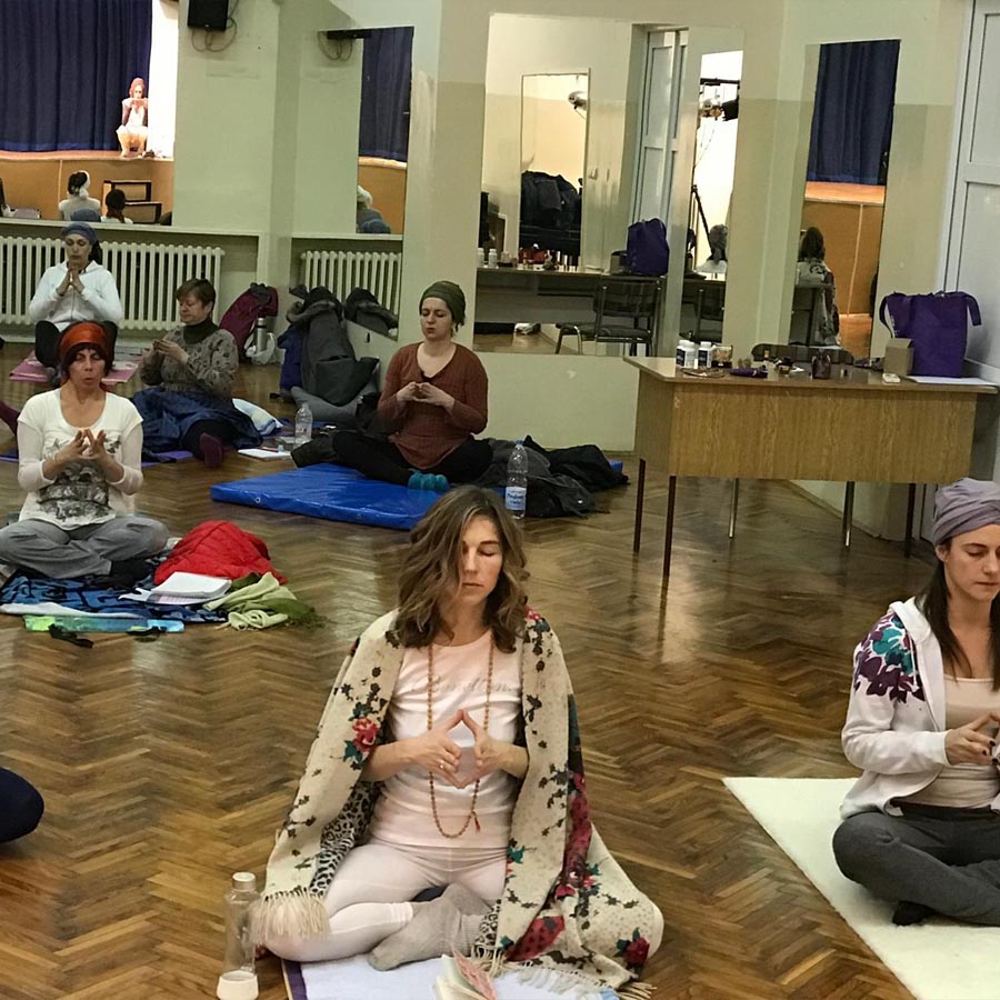 Pranayma-for-Throat-Chakra